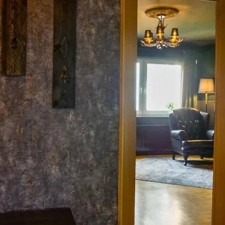 Design With Fireplace 5 People With Parking In Apartment *